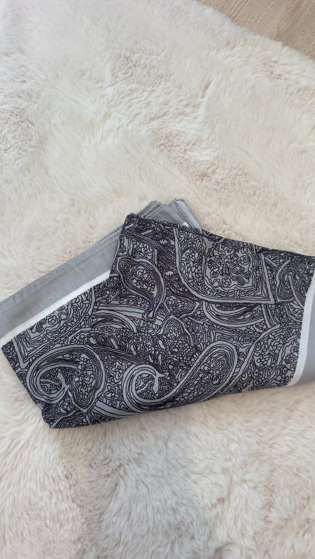 Hijab gris